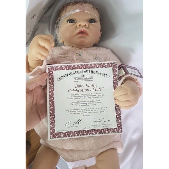 Ashton Drake Emily Baby Doll Celebration Of Life COA Vtg 2004 - Picture 6 of 17
